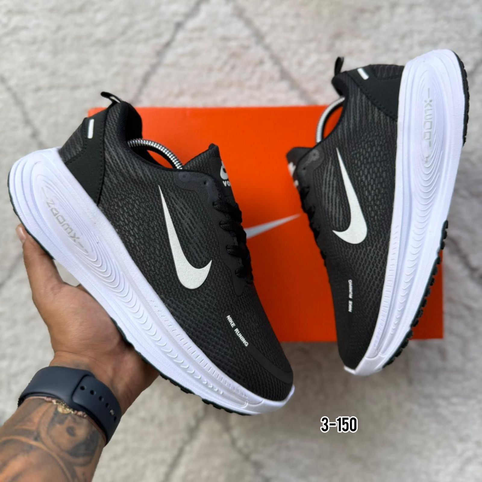 Tenis Nike Vomero 18